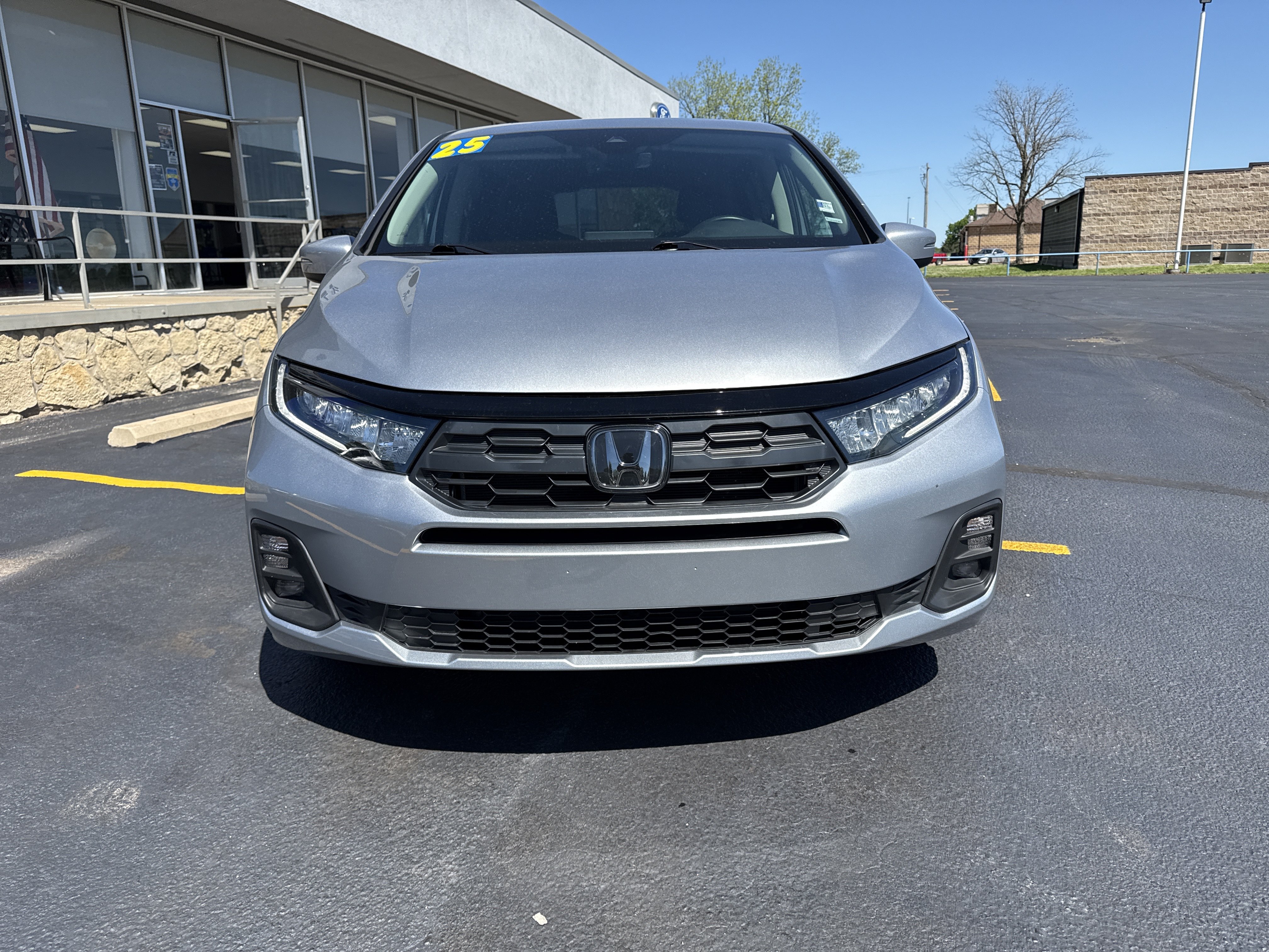 Used 2025 Honda Odyssey EX-L image 5