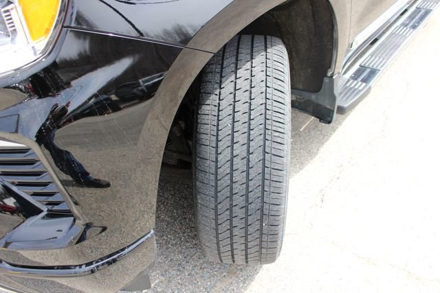 Used 2023 Chevrolet Silverado 1500 High Country w/ Technology Package image 10