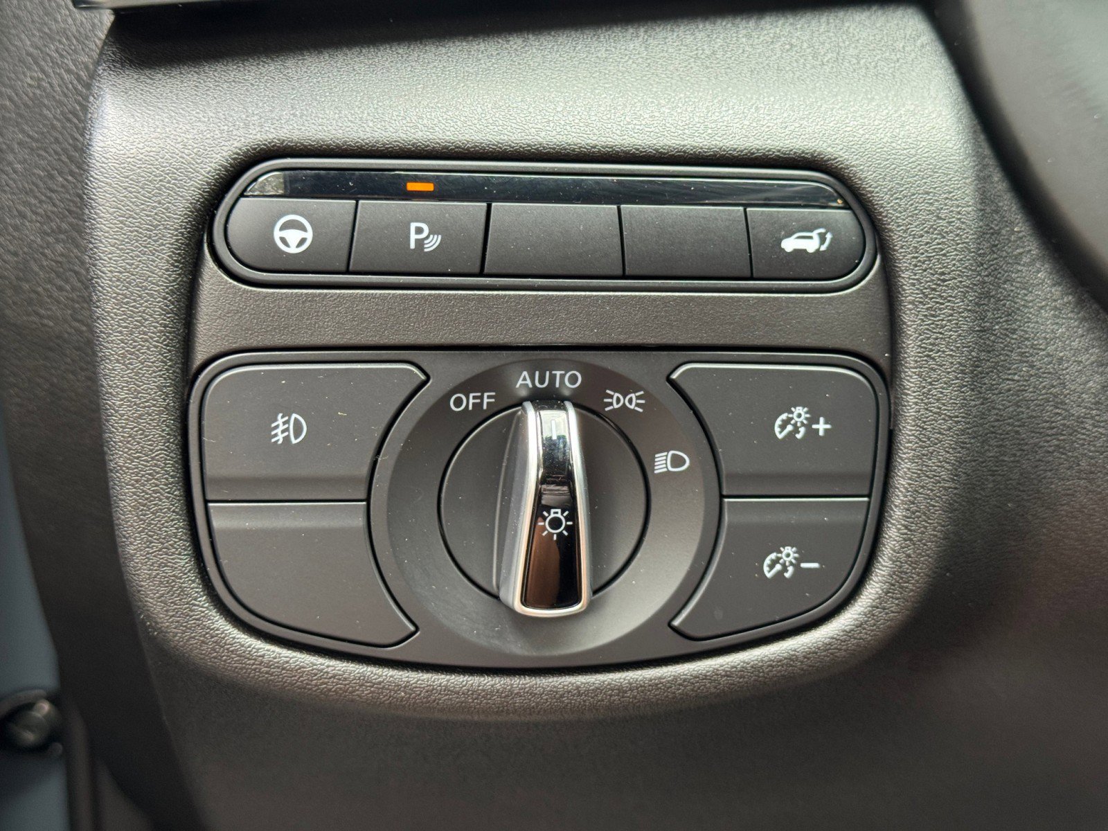 Used 2024 INFINITI QX50 Sport image 17