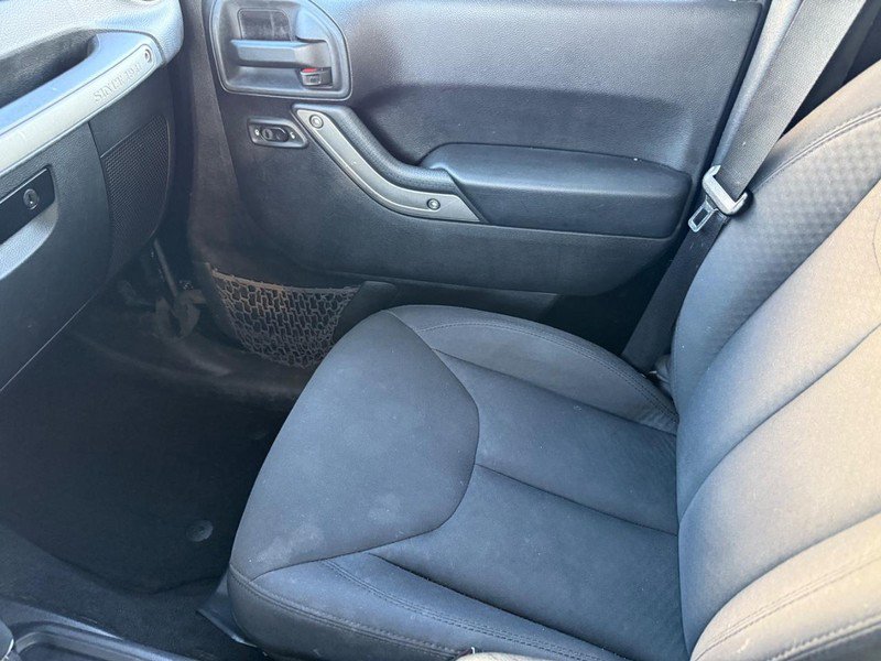 Used 2015 Jeep Wrangler Unlimited Sport w/ Quick Order Package 24S image 19