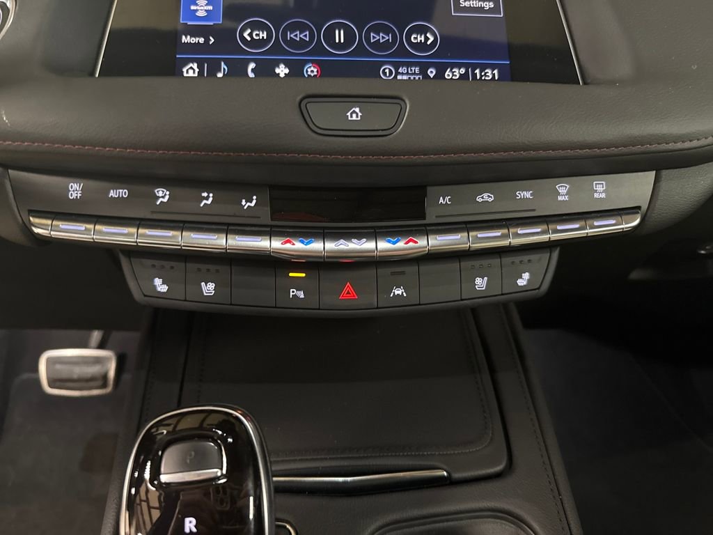 Used 2023 Cadillac XT4 Sport image 19
