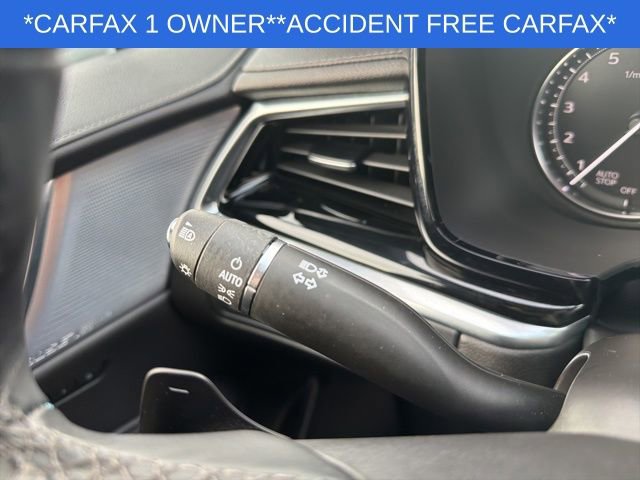 Used 2025 Cadillac XT6 Premium Luxury image 32