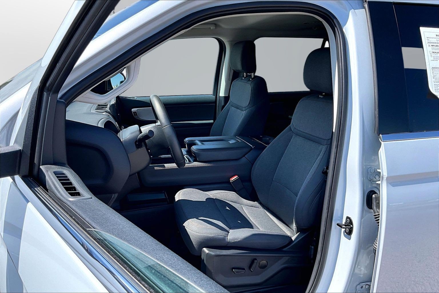Used 2025 Ford Expedition Max Active RWD image 16