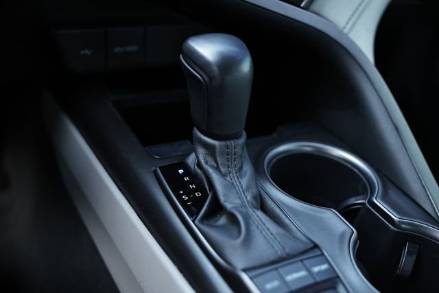 Used 2021 Toyota Camry XSE w/ Navigation Package image 40