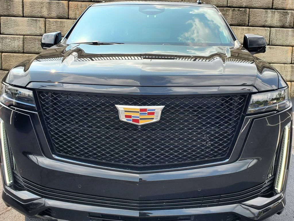 Used 2024 Cadillac Escalade ESV Sport Platinum w/ Heavy-Duty Trailer Package AWD/4WD image 9