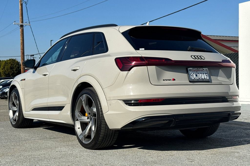 Used 2022 Audi e-tron S Prestige image 5