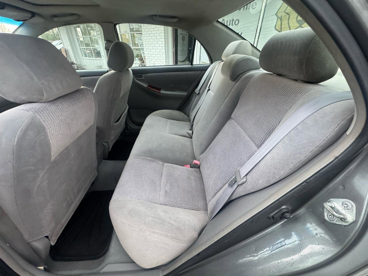 Used 2006 Toyota Corolla CE FWD image 11