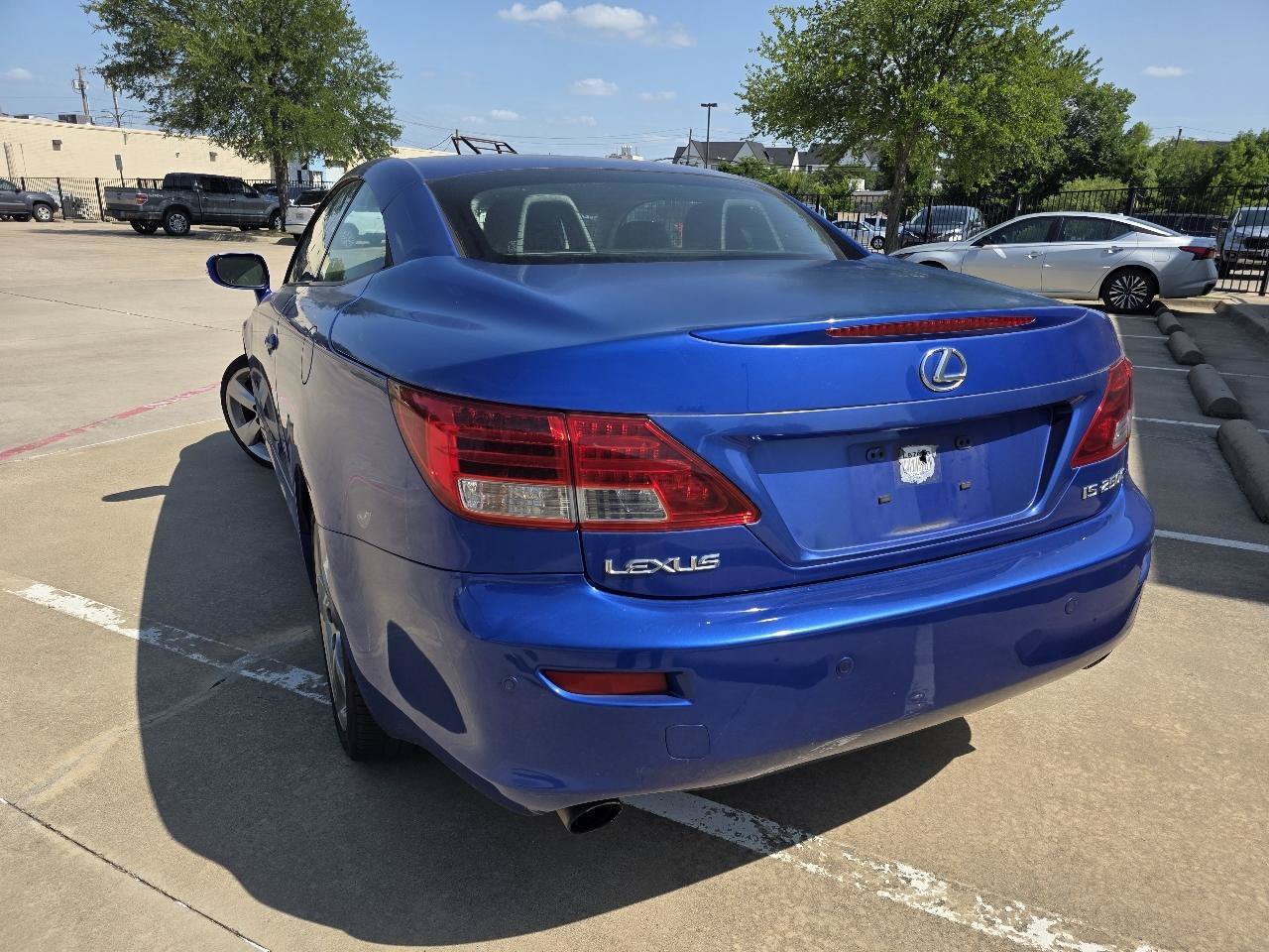 Used 2010 Lexus IS 250C RWD image 28