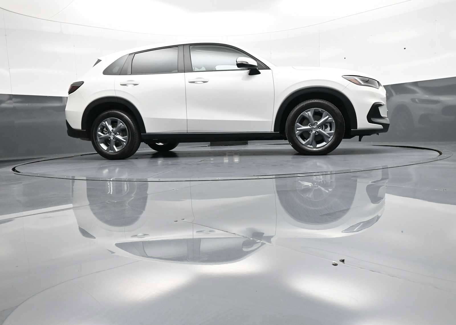 Certified 2026 Honda HR-V LX image 26