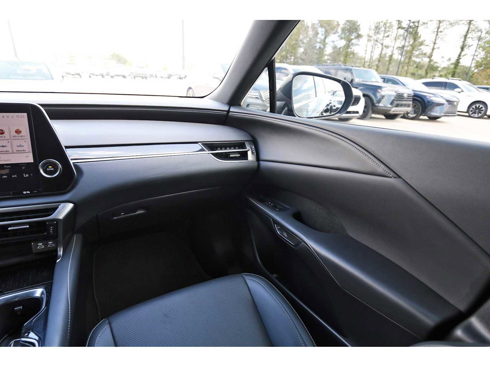 Used 2024 Lexus RX 350 FWD w/ Technology Package image 8