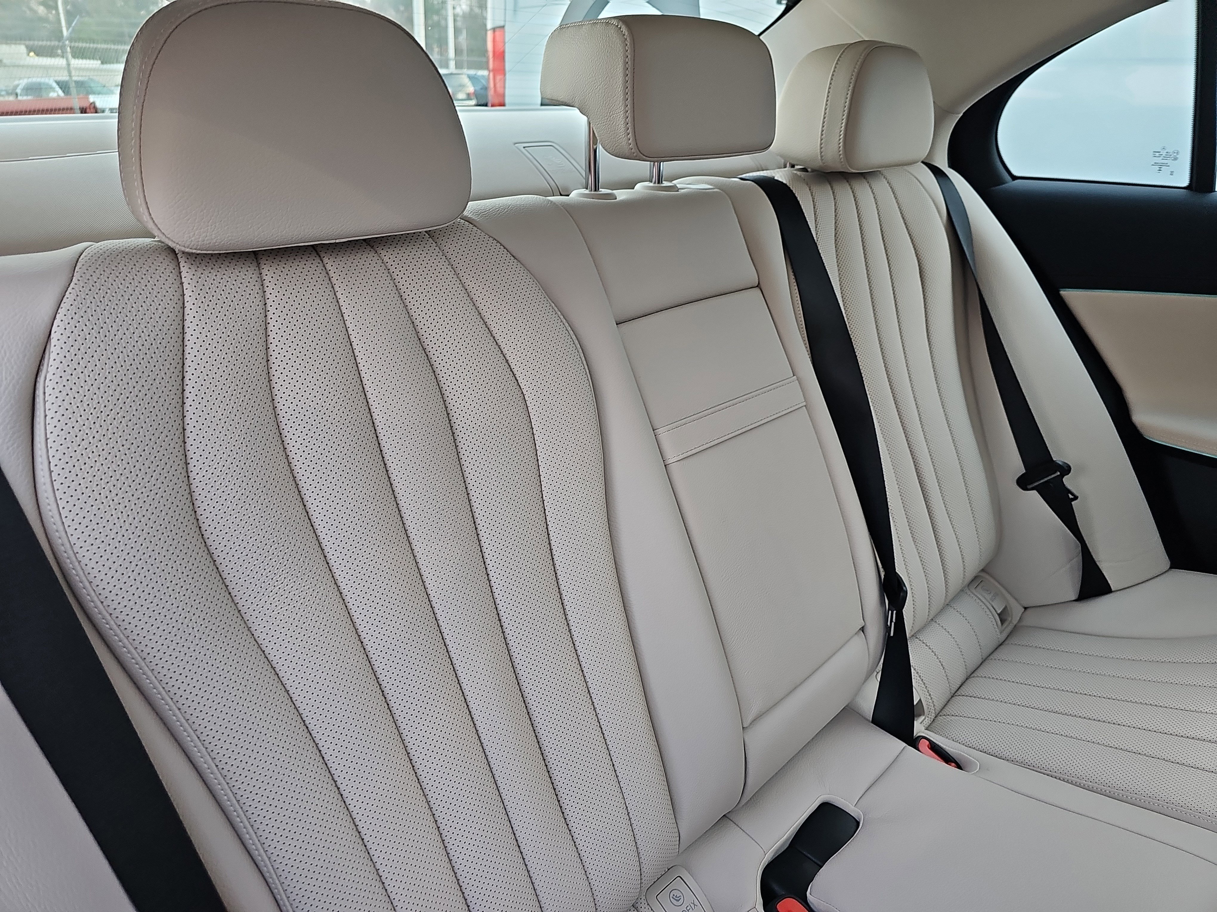 New 2026 Mercedes-Benz E 450 4MATIC Sedan image 12