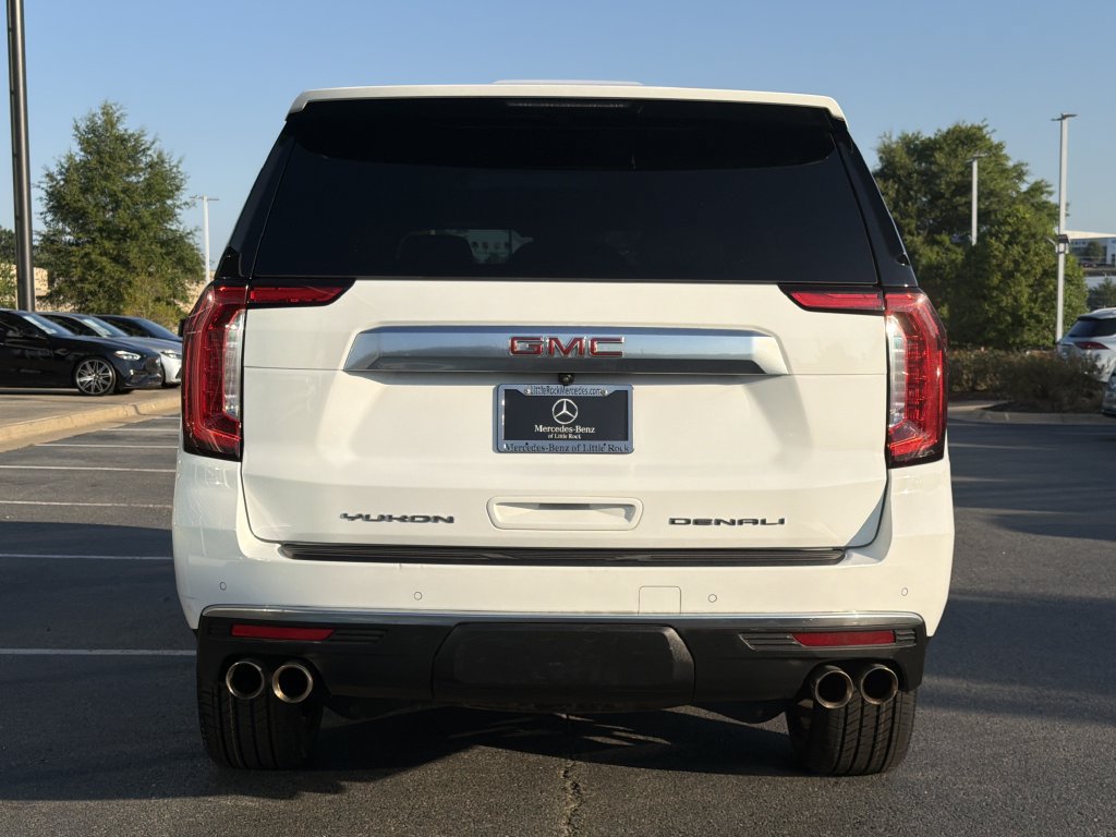 Used 2023 GMC Yukon Denali RWD image 4