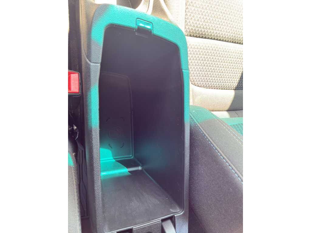 Used 2023 Chevrolet Bolt LT FWD image 38