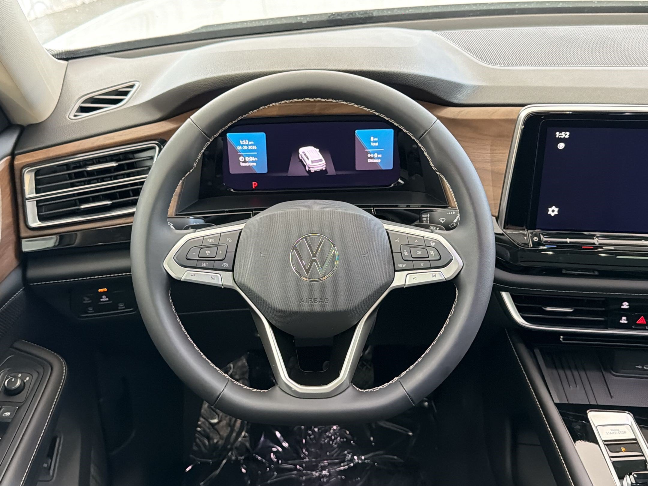 New 2026 Volkswagen Atlas SE FWD image 18