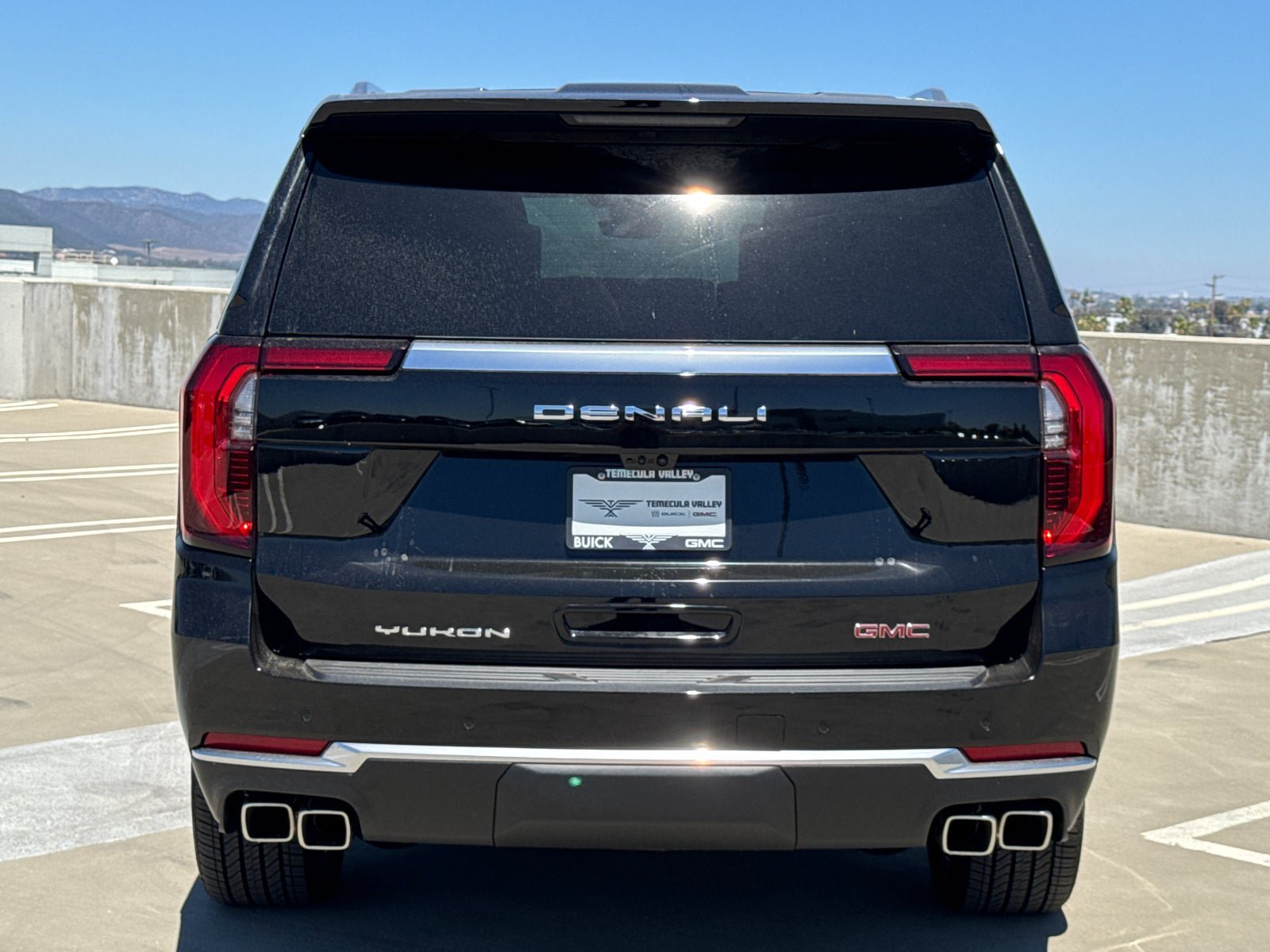 Used 2026 GMC Yukon XL Denali w/ Denali Reserve Package AWD/4WD image 15