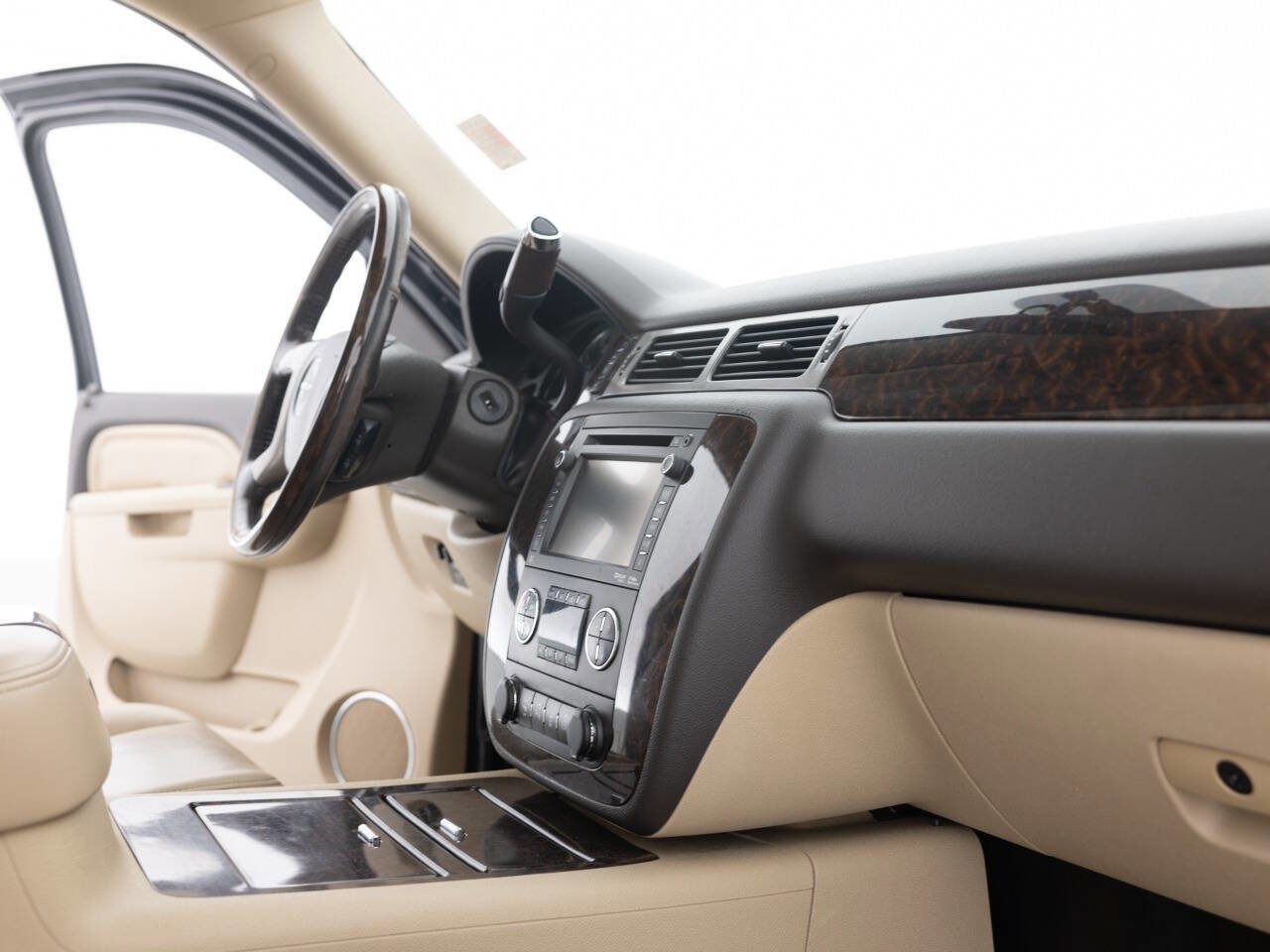 Used 2013 GMC Sierra 2500 Denali w/ Suspension Package, Off-Road image 31