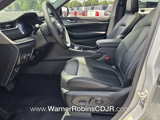 New 2026 Jeep Grand Cherokee L Limited RWD image 5