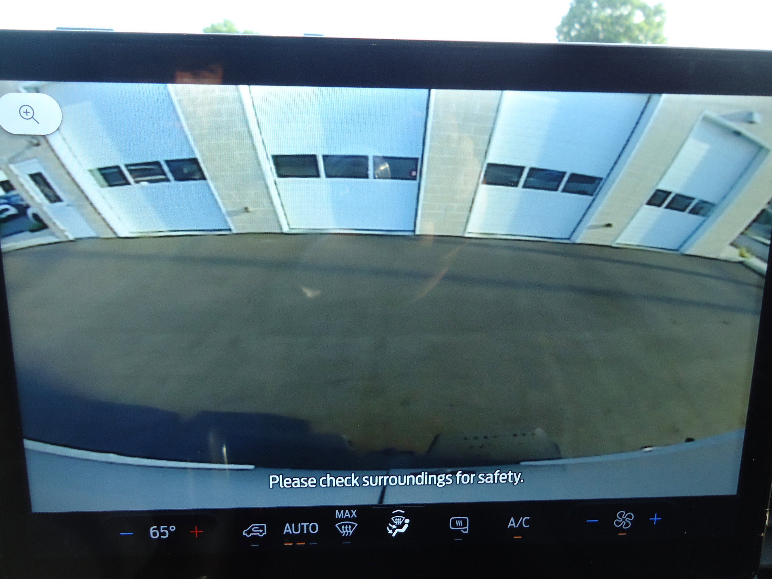 Used 2022 Ford Transit 350 w/ Interior Upgrade Package RWD image 21