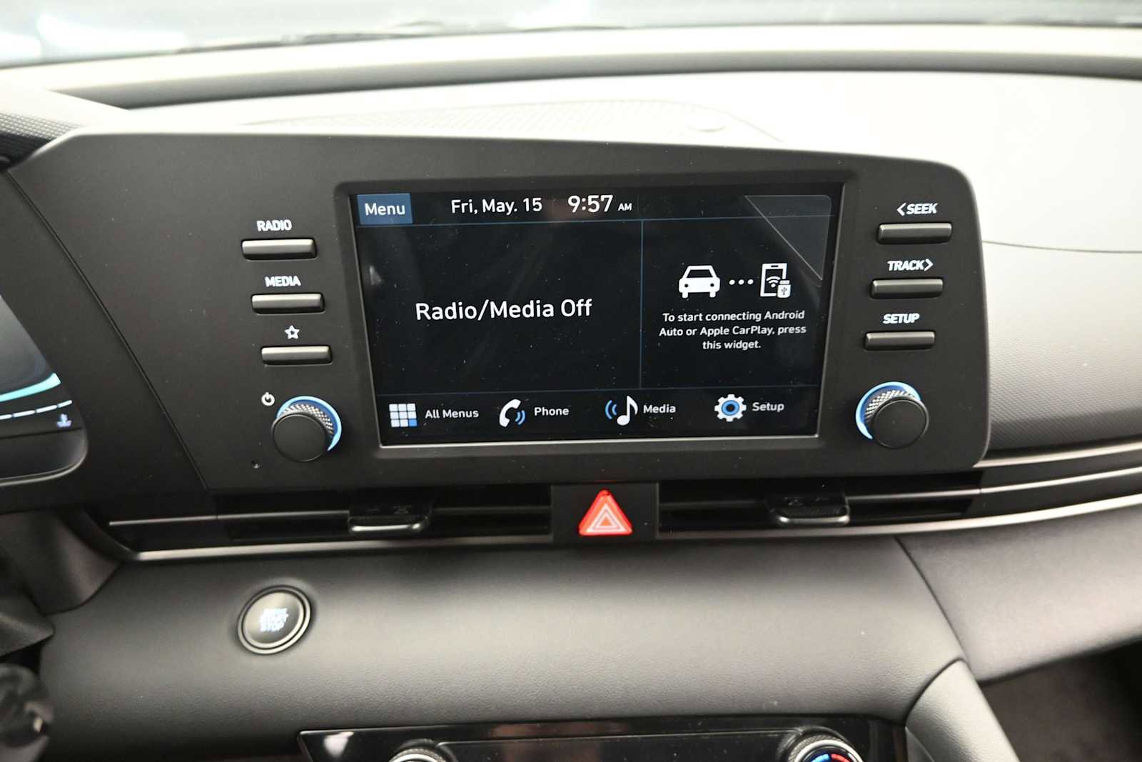 New 2026 Hyundai Elantra Sport FWD image 18