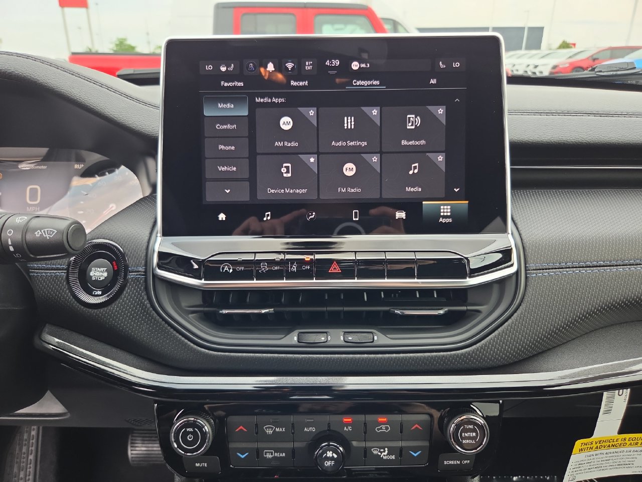 New 2026 Jeep Compass Latitude AWD/4WD image 25