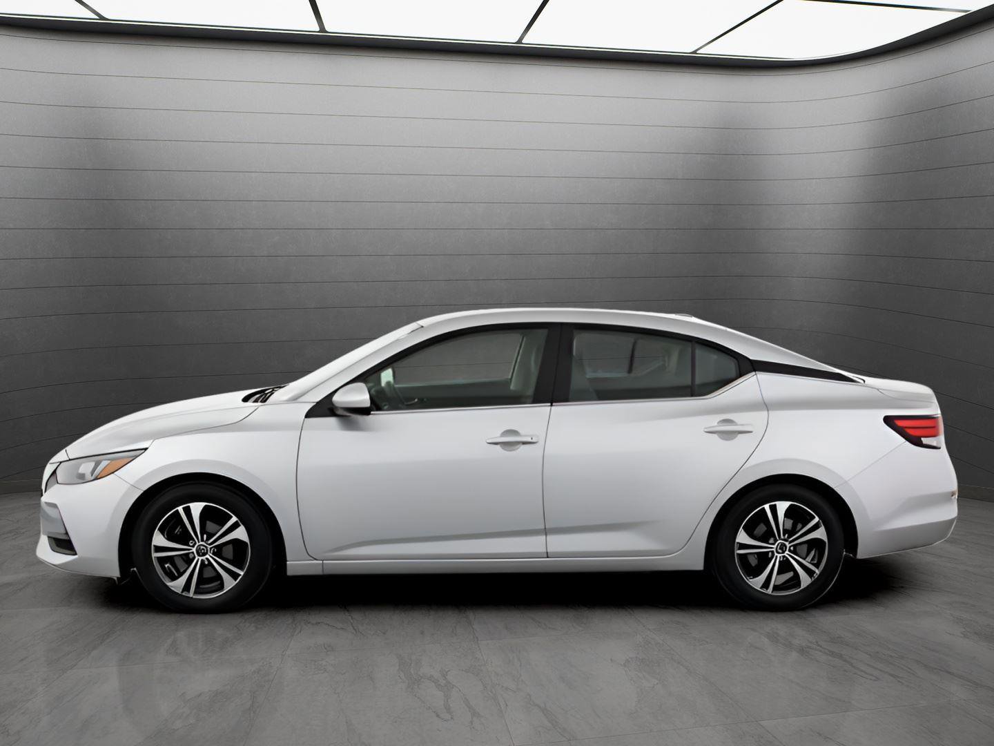 Used 2023 Nissan Sentra SV image 2