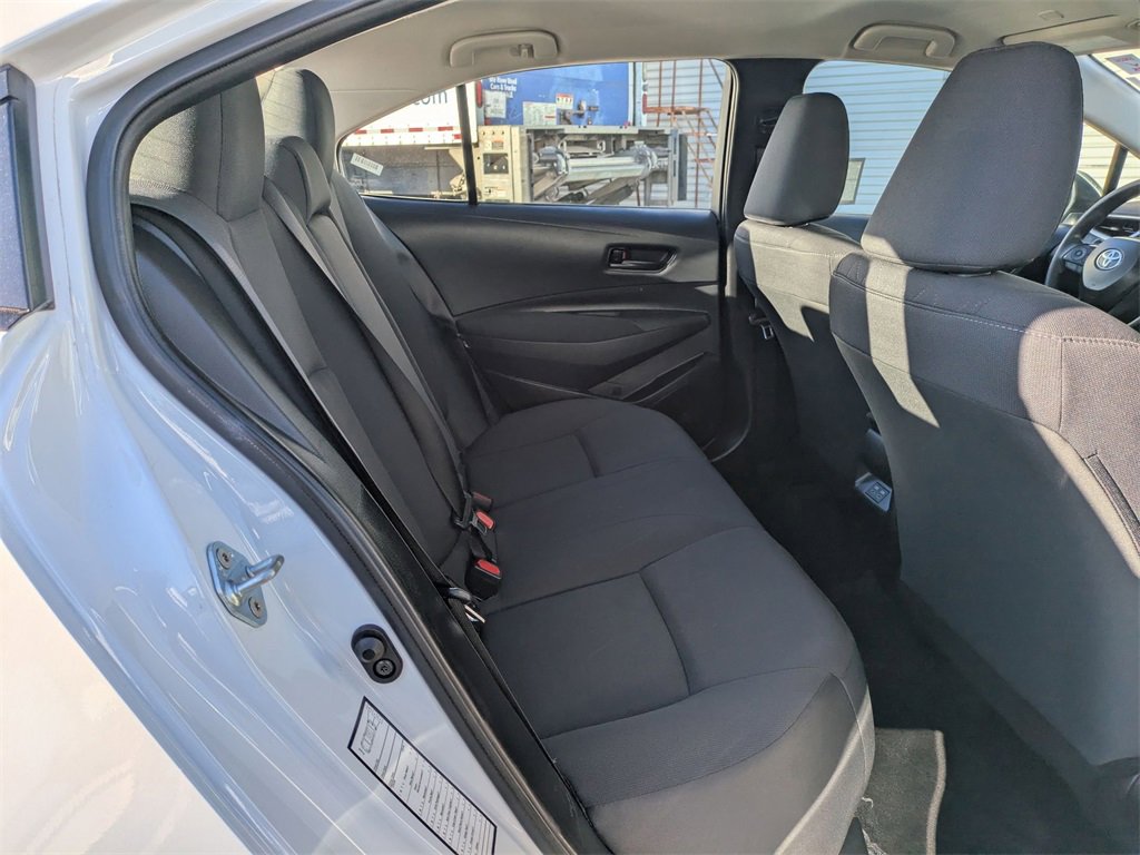 Used 2024 Toyota Corolla LE image 31