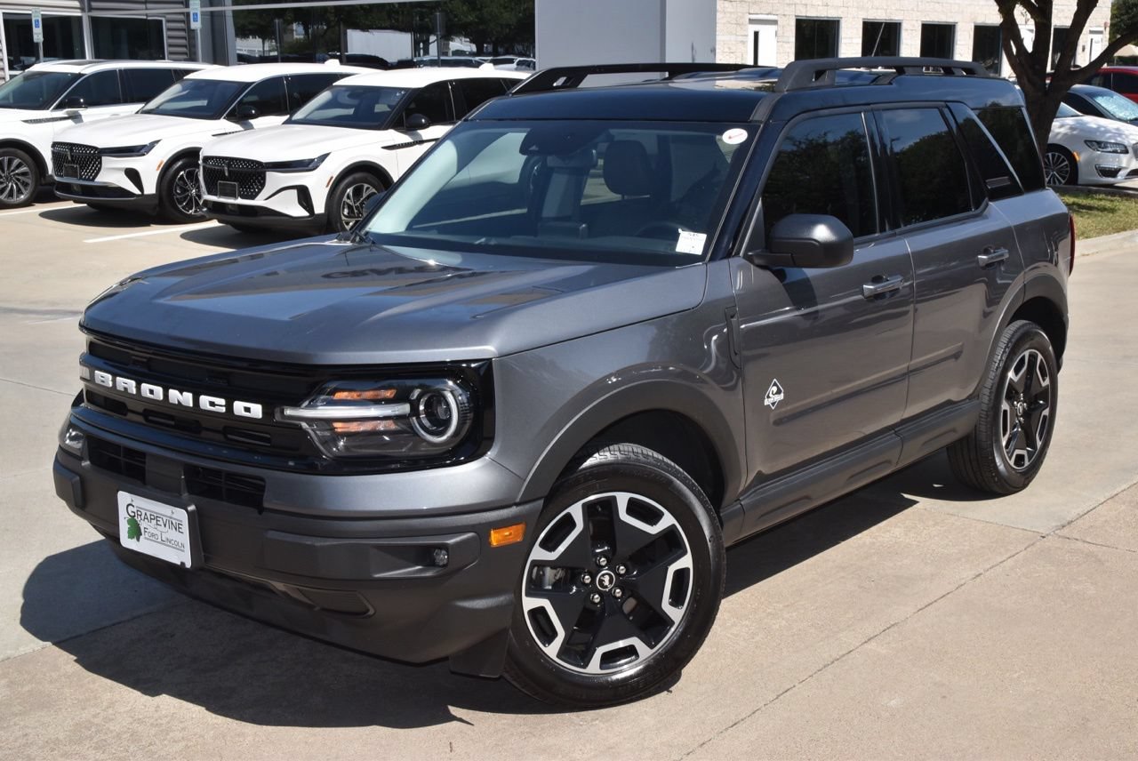 Certified 2023 Ford Bronco Sport Outer Banks w/ Tech Package AWD/4WD image 41