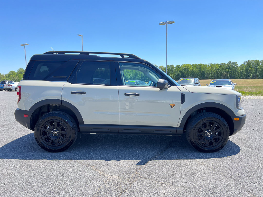 Used 2025 Ford Bronco Sport Badlands w/ Badlands Tech Package AWD/4WD image 13