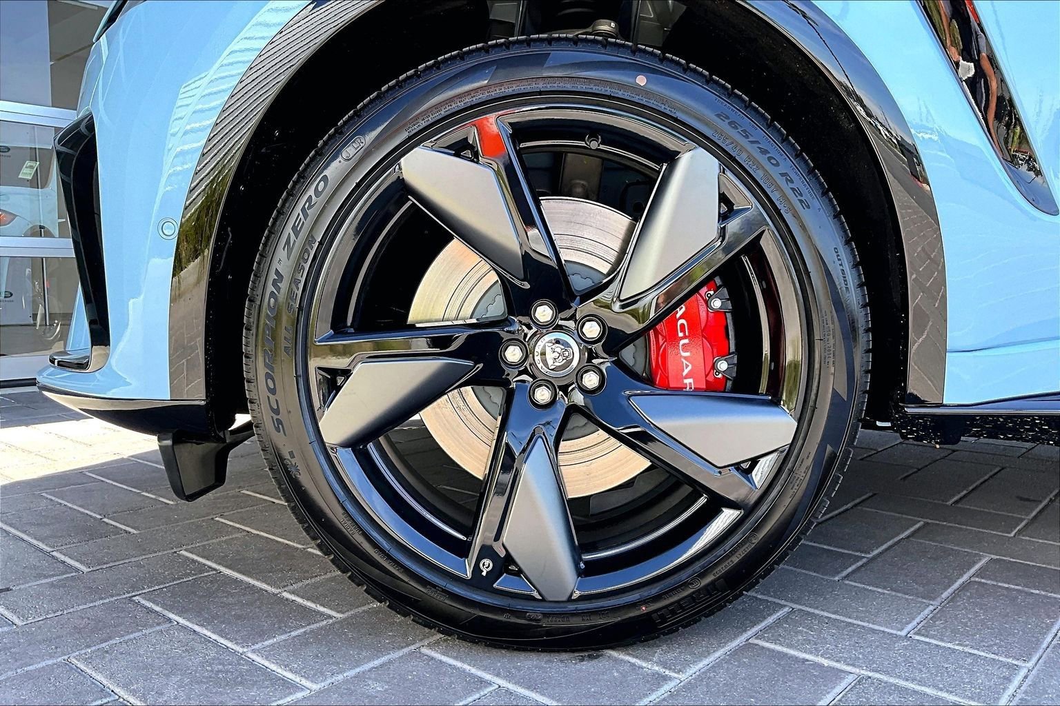 New 2026 Jaguar F-PACE SVR image 13