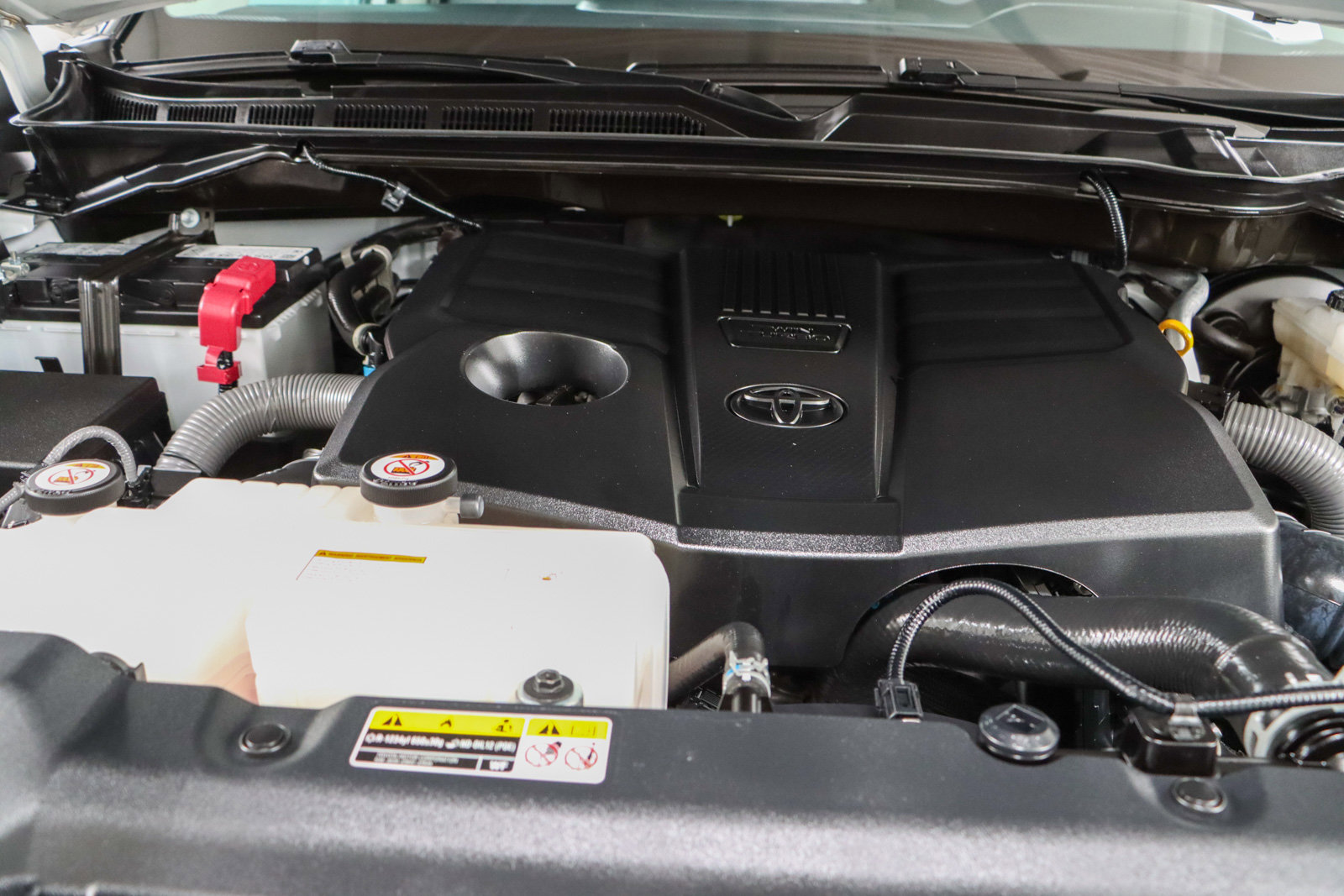 Used 2024 Toyota Tundra SR5 AWD/4WD image 30