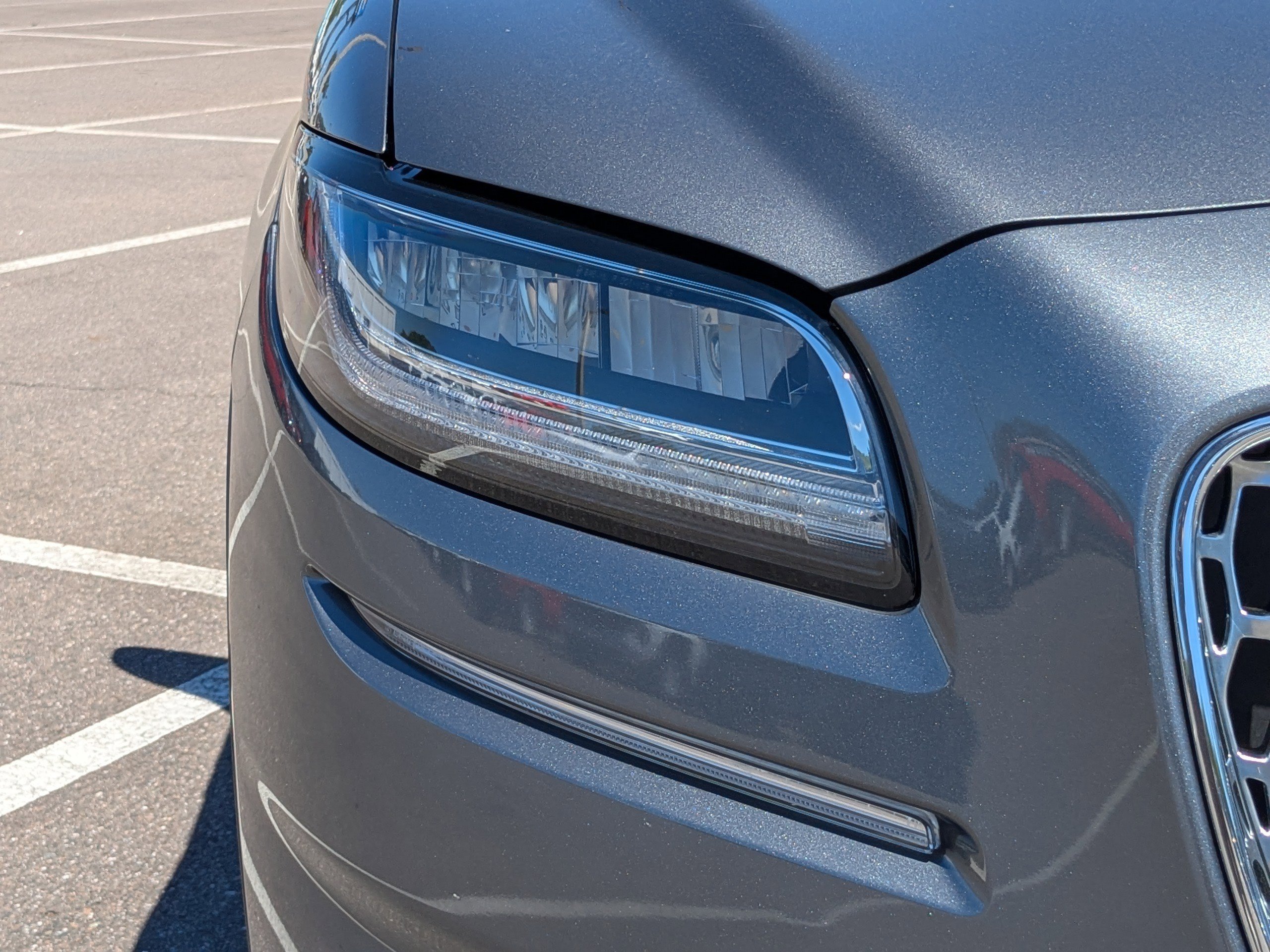 Used 2023 Lincoln Nautilus FWD w/ Premium Package image 9