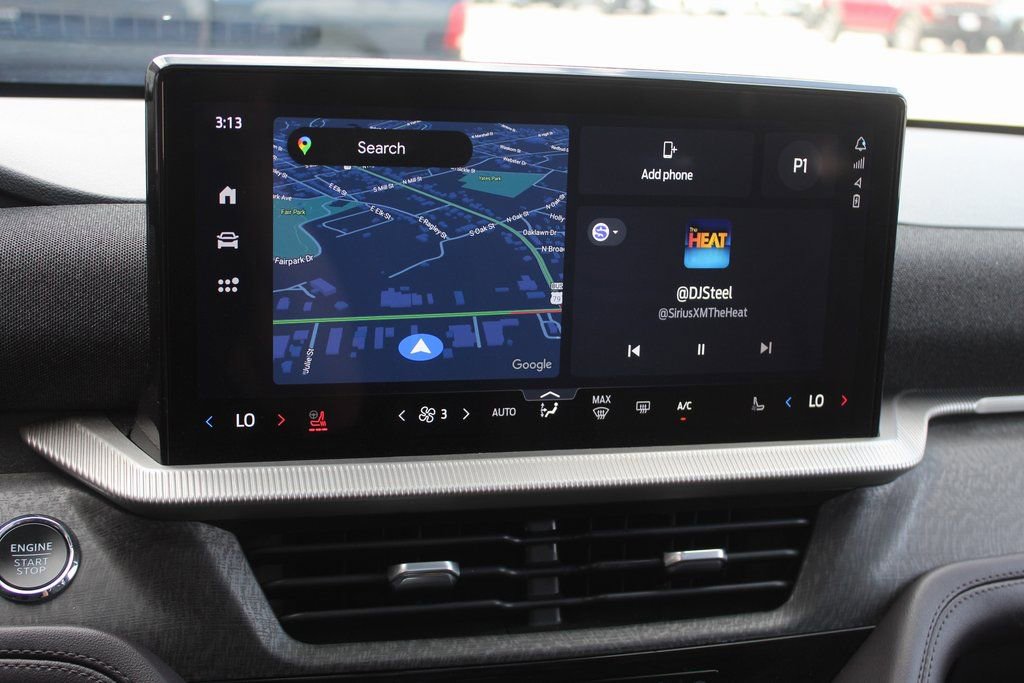 Used 2025 Ford Explorer Platinum w/ LUX Leather Package image 29