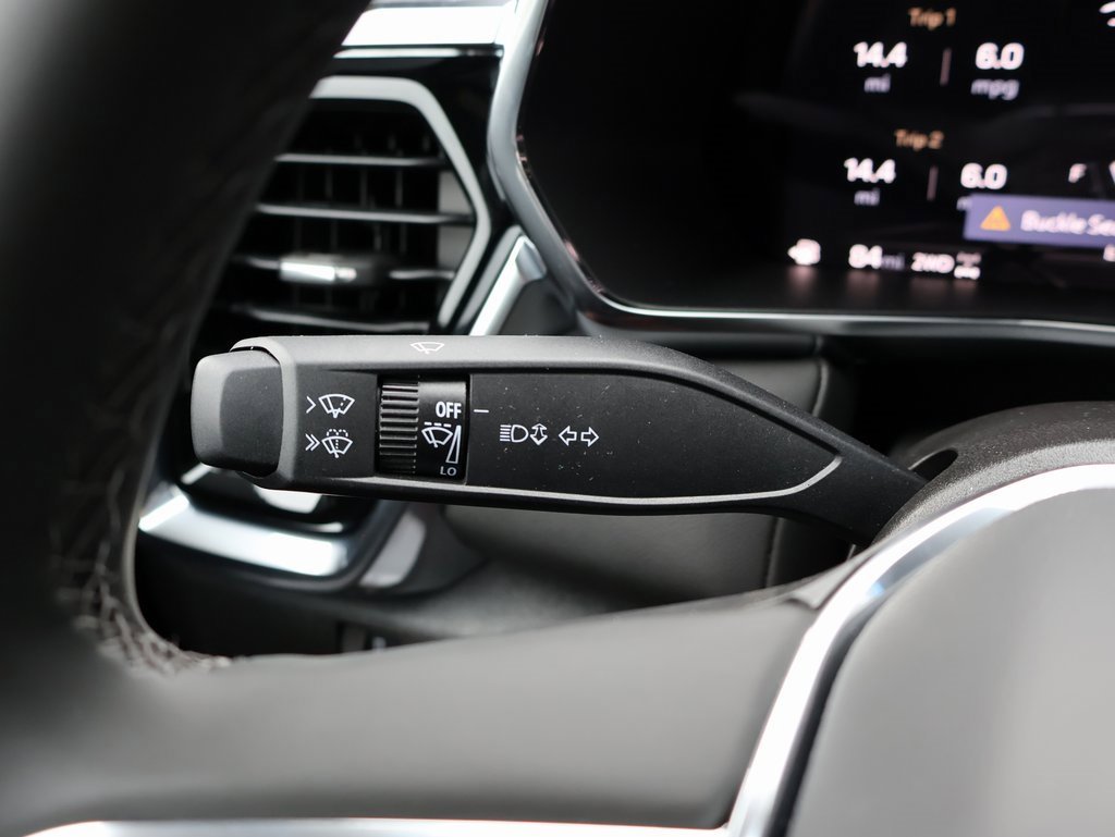 New 2026 GMC Canyon Elevation w/ Convenience Package image 16