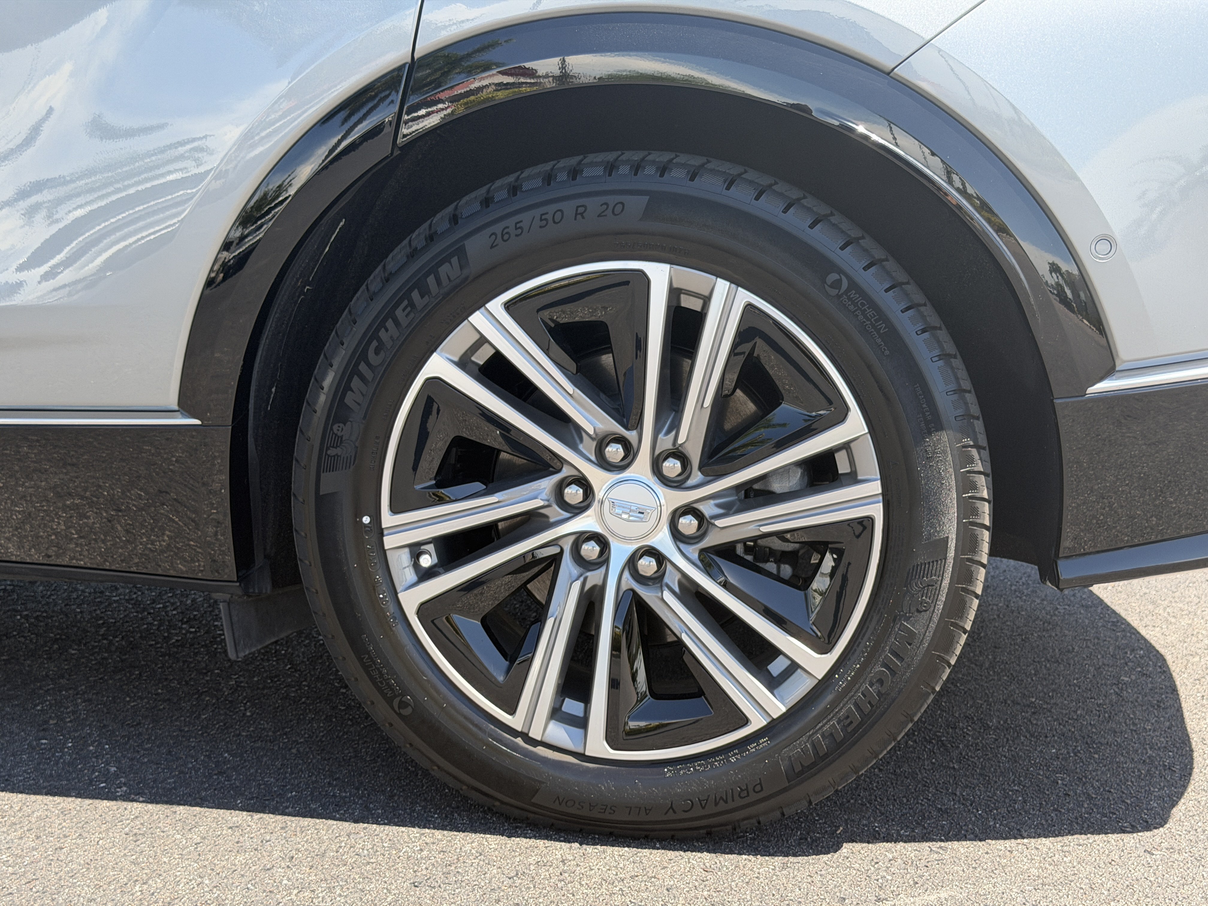 Certified 2024 Cadillac Lyriq Luxury RWD image 11