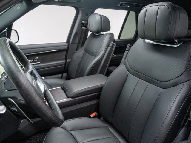 New 2025 Land Rover Range Rover SE image 15