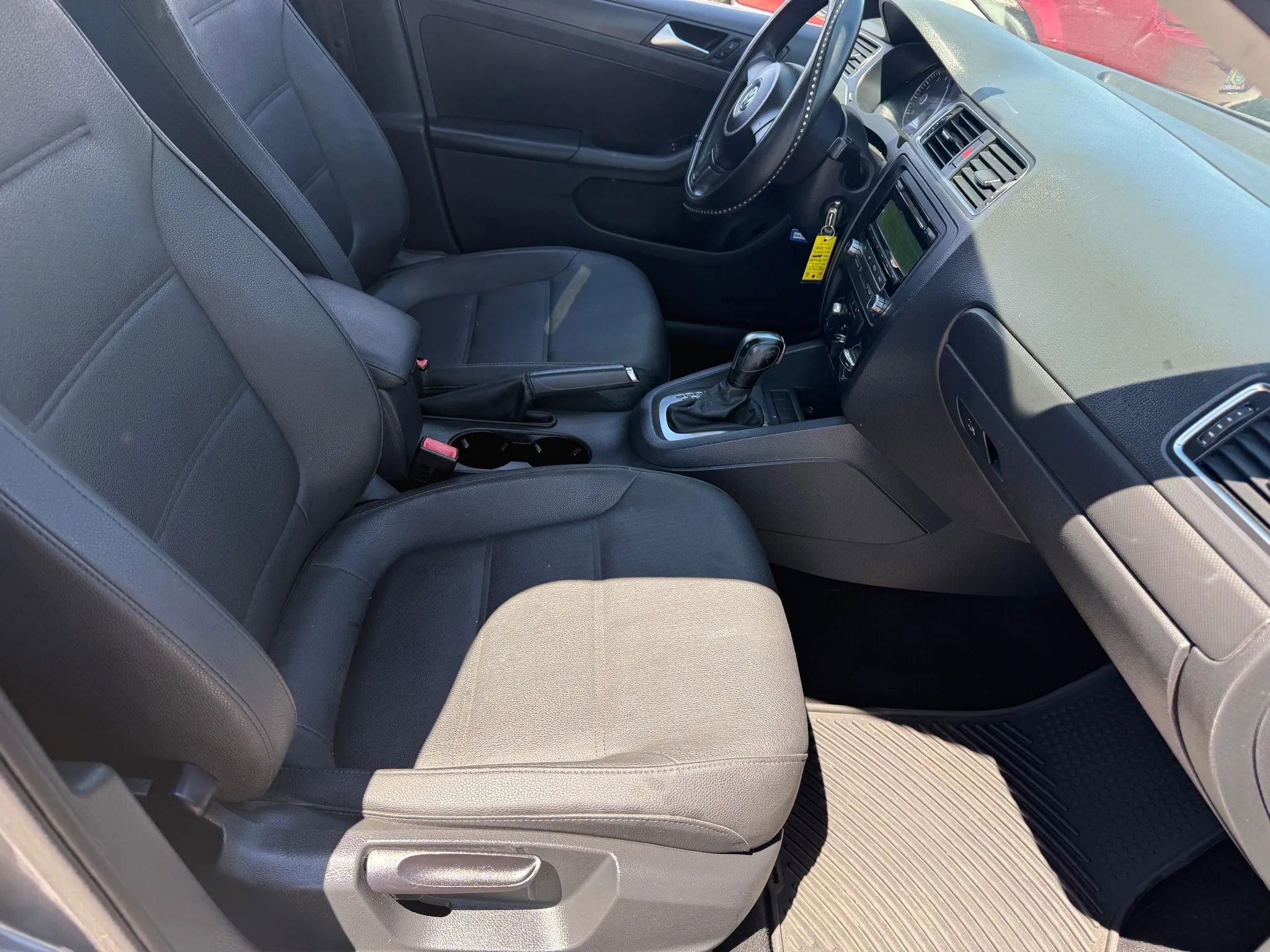 Used 2012 Volkswagen Jetta SE image 15