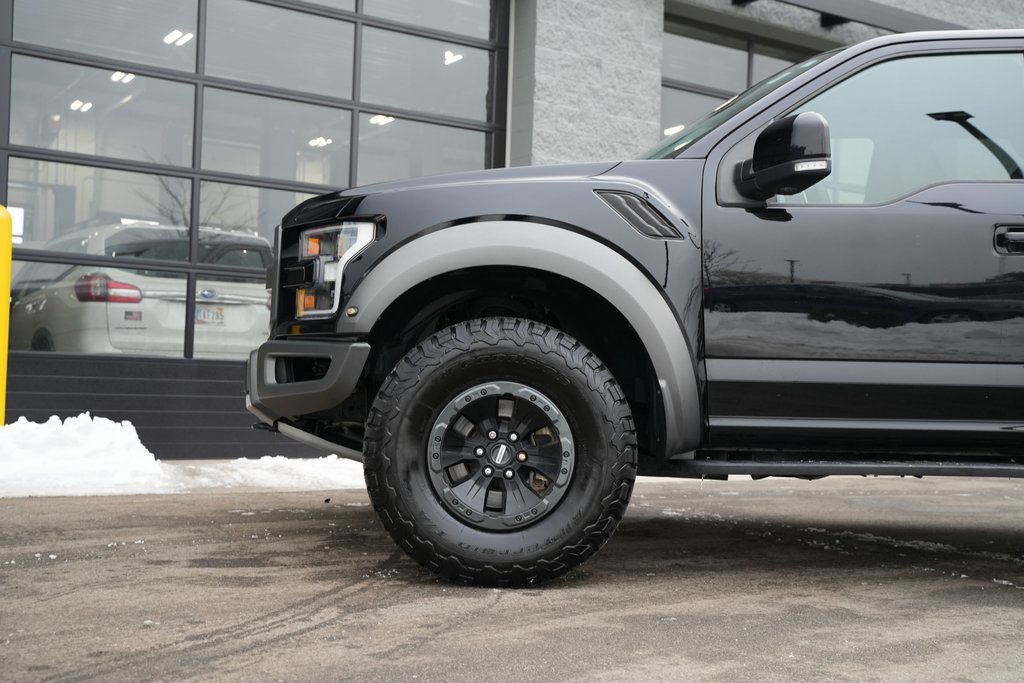 Used 2018 Ford F150 Raptor w/ Equipment Group 802A Luxury image 12