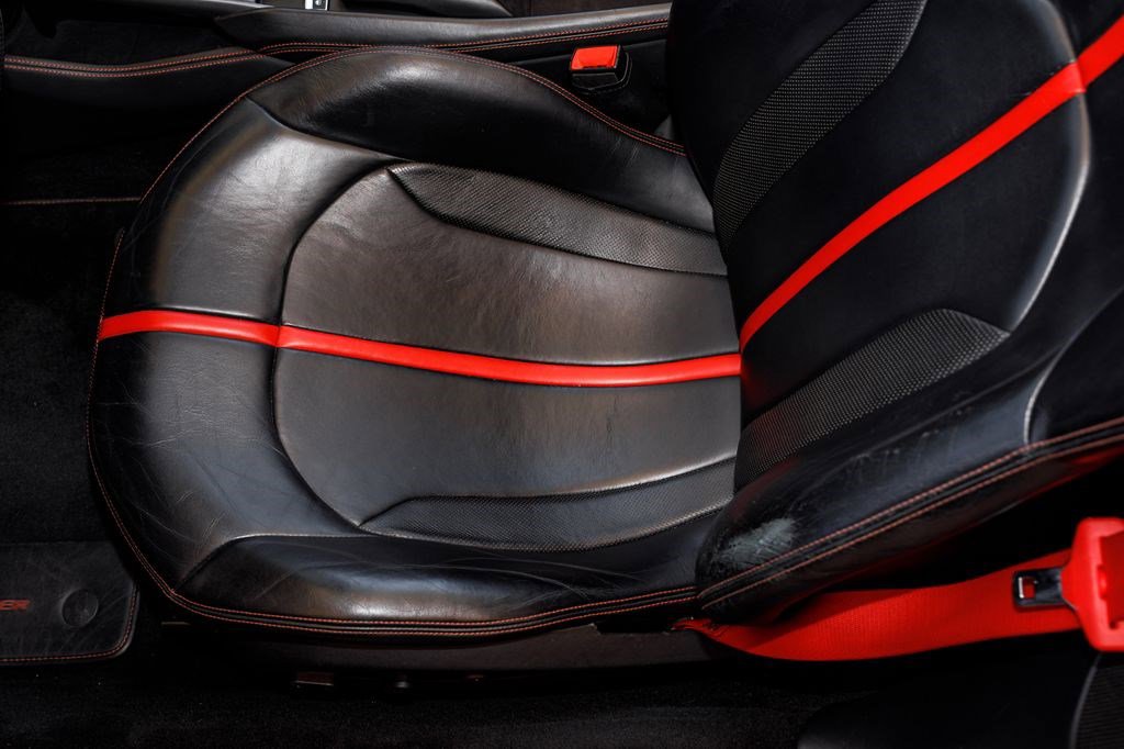Used 2021 Ferrari F8 Spider RWD image 27