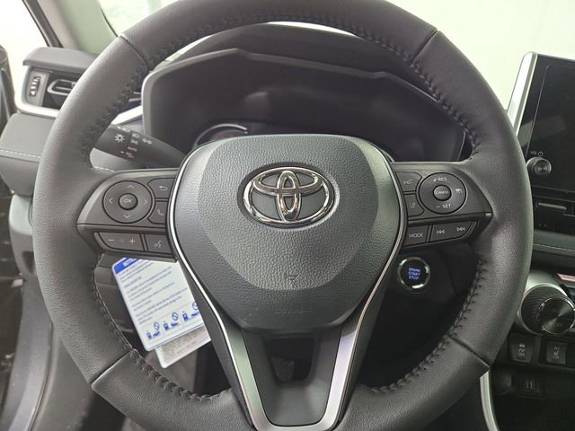 New 2025 Toyota RAV4 XLE image 23