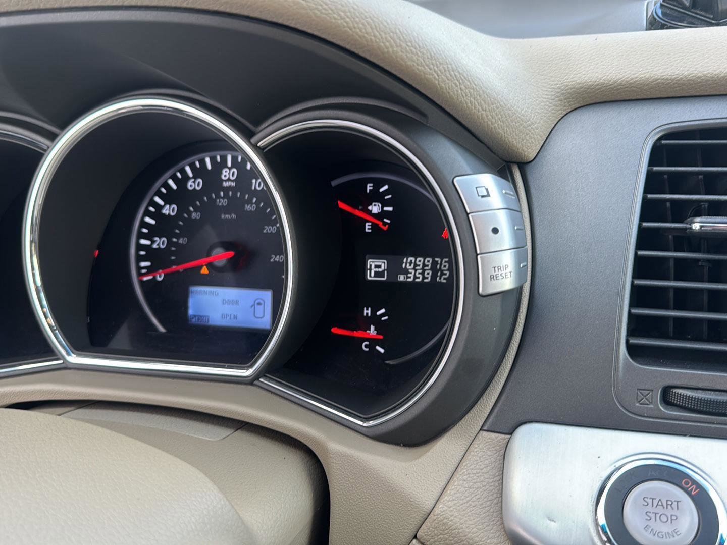 Used 2014 Nissan Murano S image 22