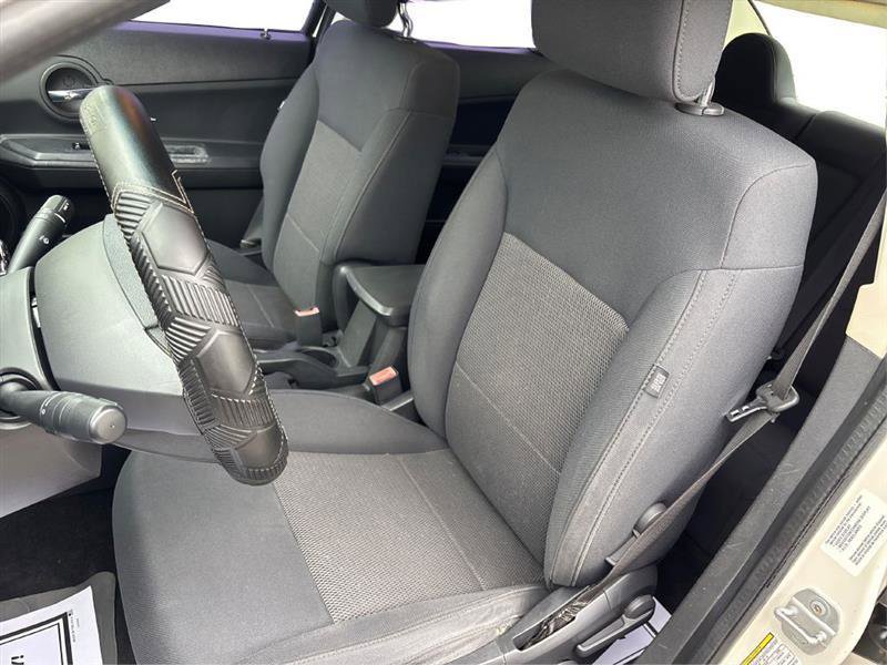 Used 2010 Dodge Avenger SXT FWD image 20