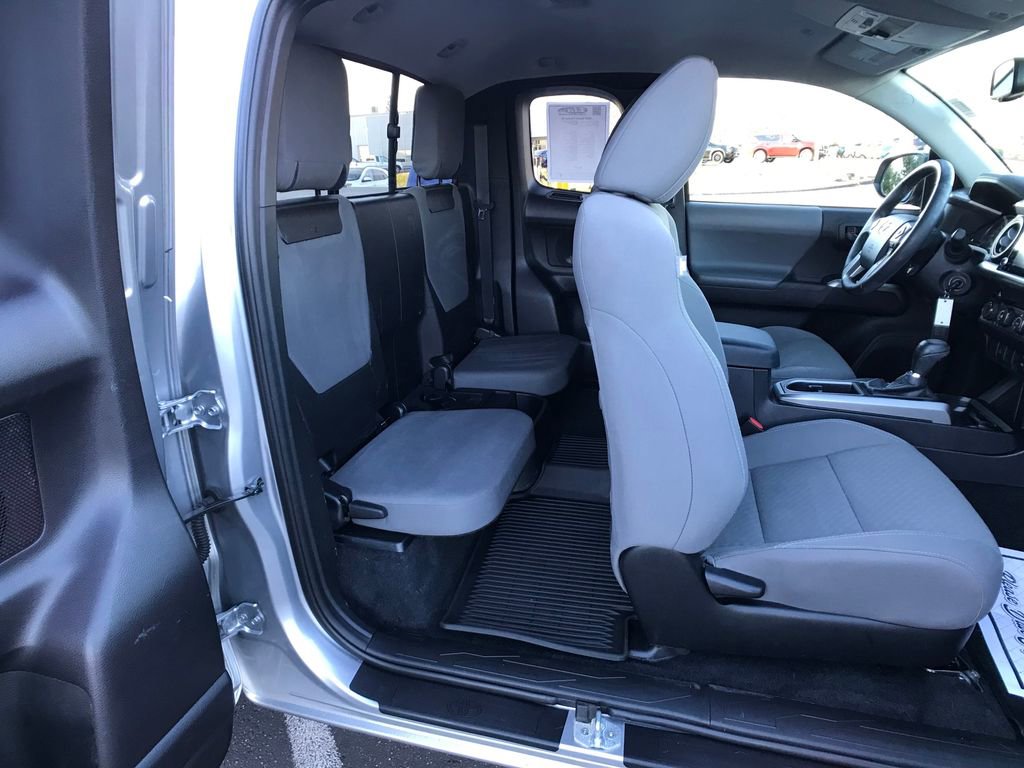Used 2020 Toyota Tacoma SR5 image 25