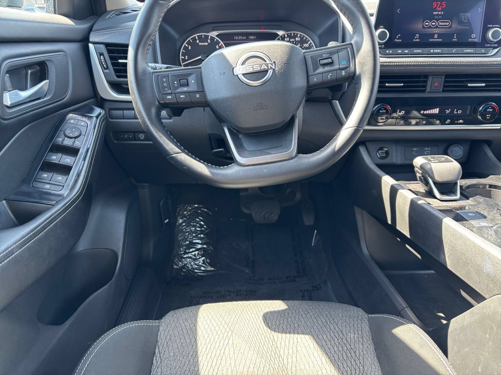 Used 2025 Nissan Rogue SV AWD/4WD image 35