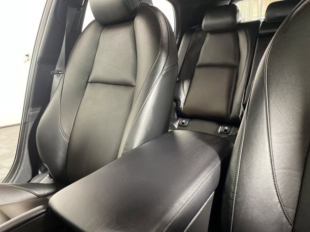 Used 2025 MAZDA MAZDA3 2.5 S Hatchback w/ Premium Pkg image 25