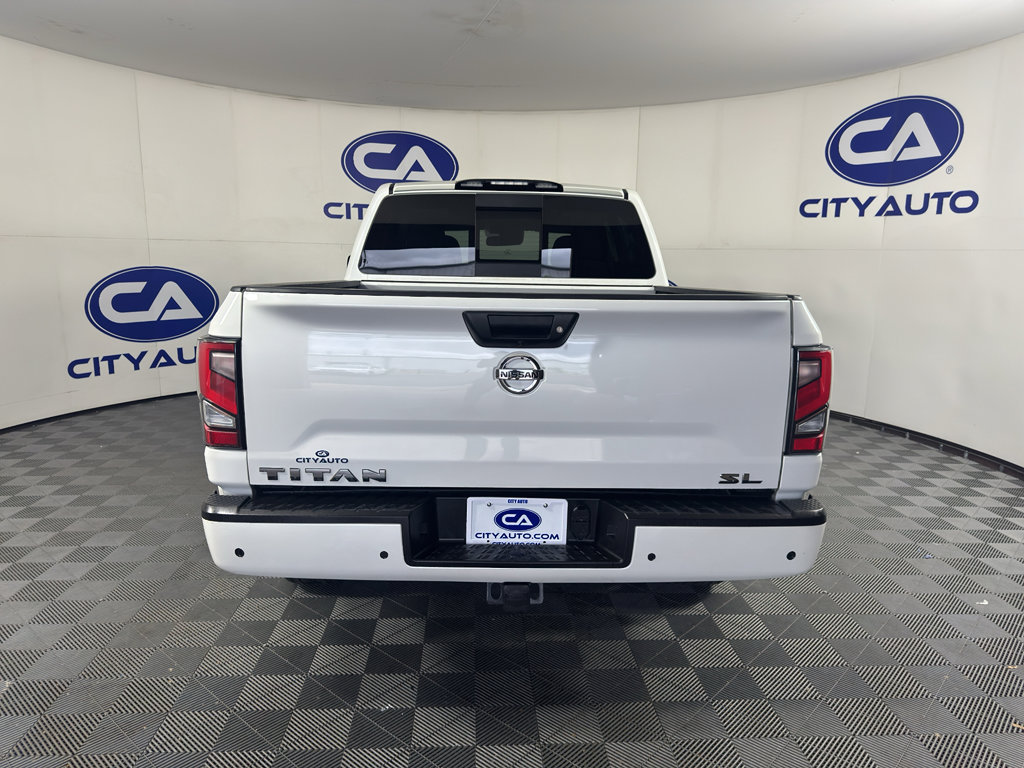 Used 2020 Nissan Titan SL w/ Moonroof Package RWD image 4