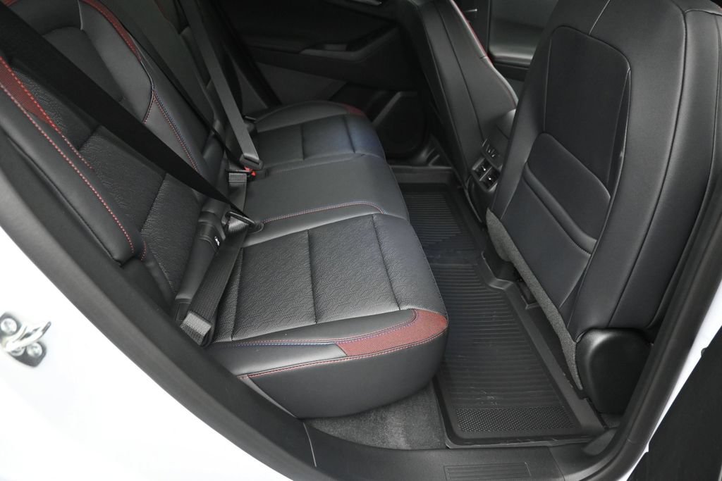 New 2026 Chevrolet Equinox RS w/ Convenience Package III AWD/4WD image 10