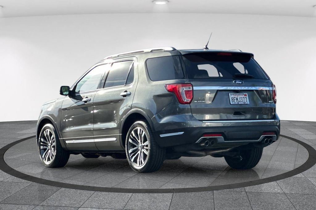 Used 2018 Ford Explorer Platinum AWD/4WD image 6