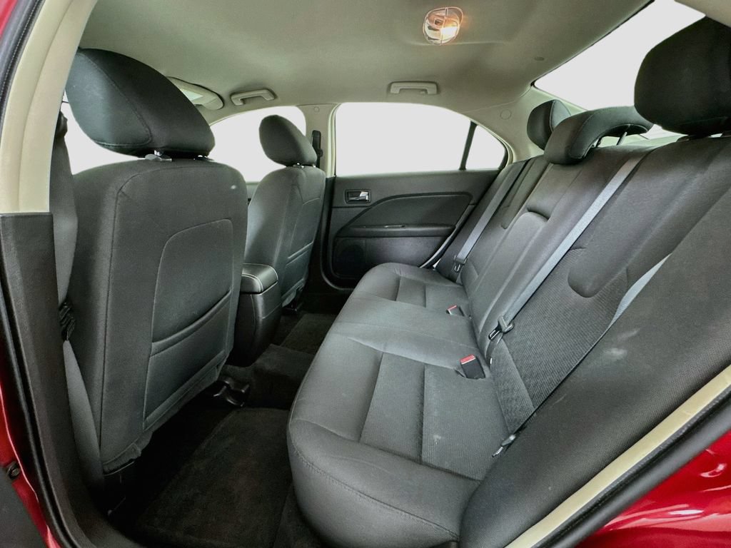 Used 2011 Ford Fusion SE w/ 201A Rapid Spec Order Code FWD image 21
