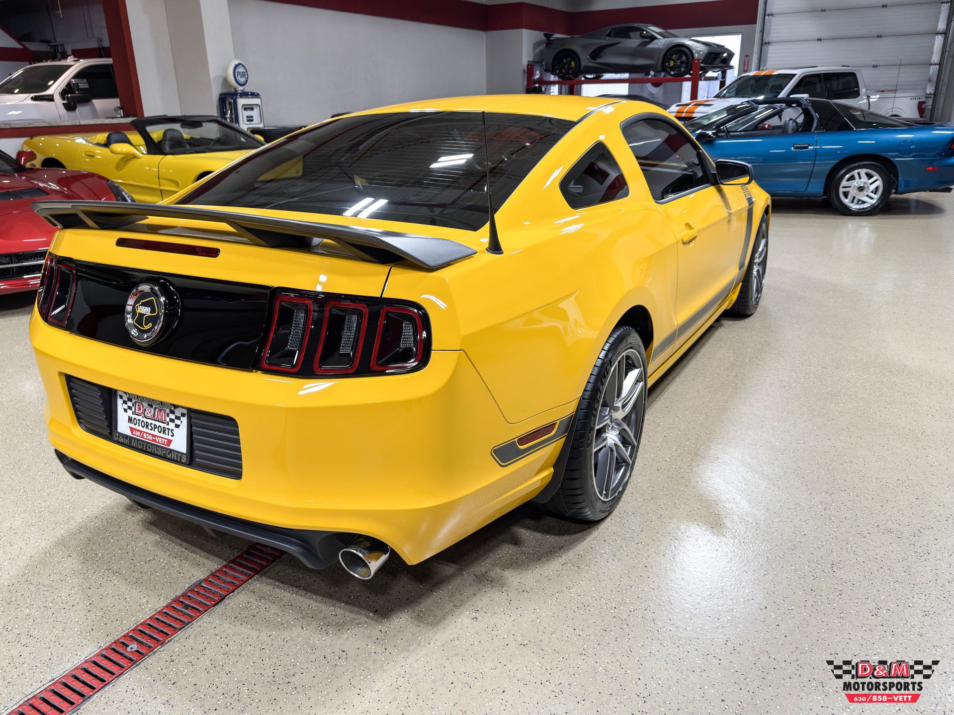 Used 2013 Ford Mustang Boss 302 RWD image 42