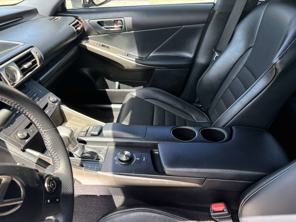 Used 2016 Lexus IS 200t w/ F Sport Package image 31